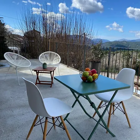 Tres Beau Avec Terrasse 아파트 *